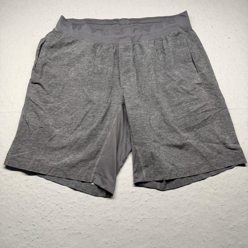 Lululemon Shorts Mens XL Gray Pace Breaker Lined Athletic Gym Training 7 Inseam